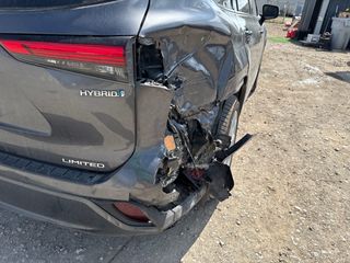 2022 Toyota Highlander Hybrid Limited - Primary Damage Left Image